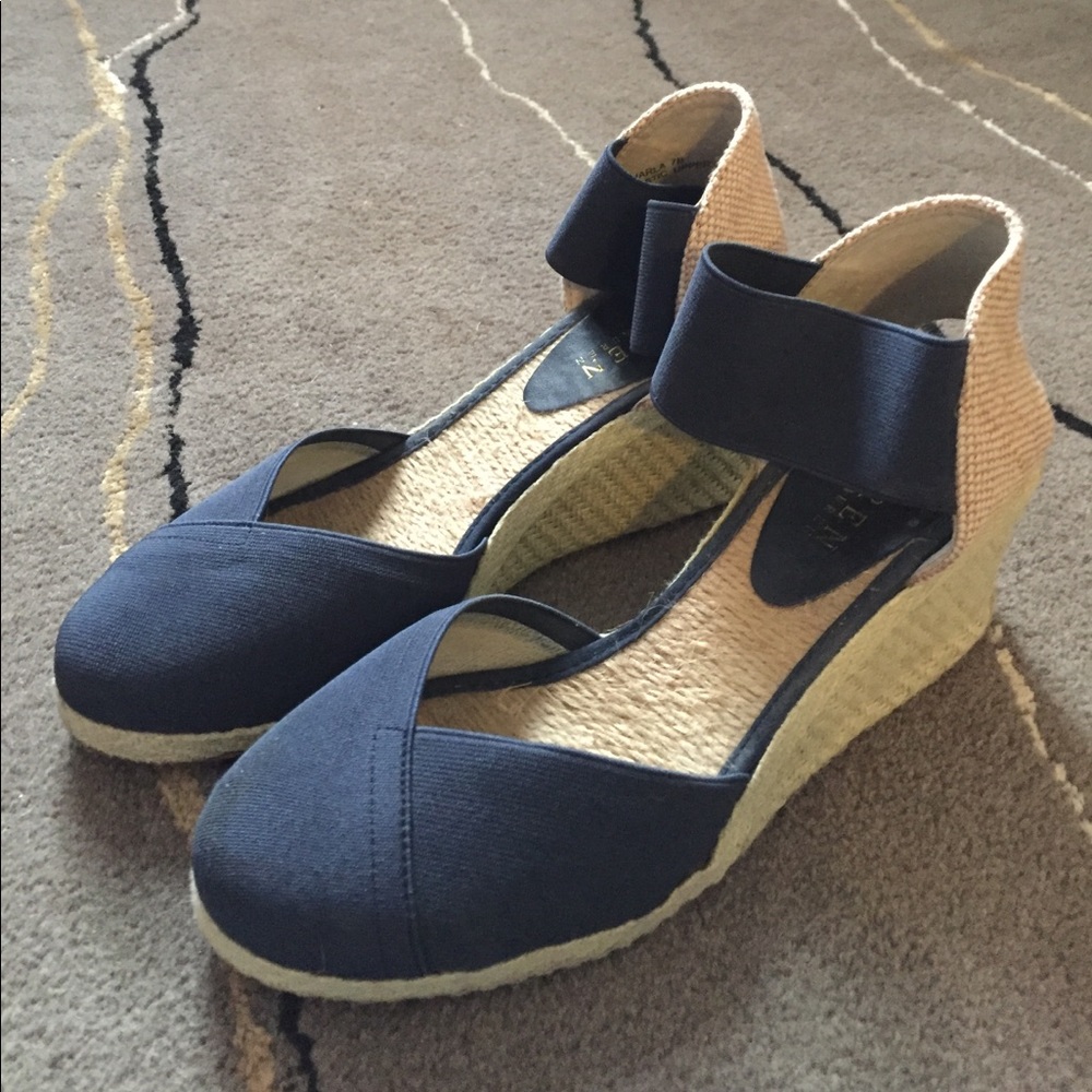 Lauren by Ralph Lauren nautical blue wedges size 7